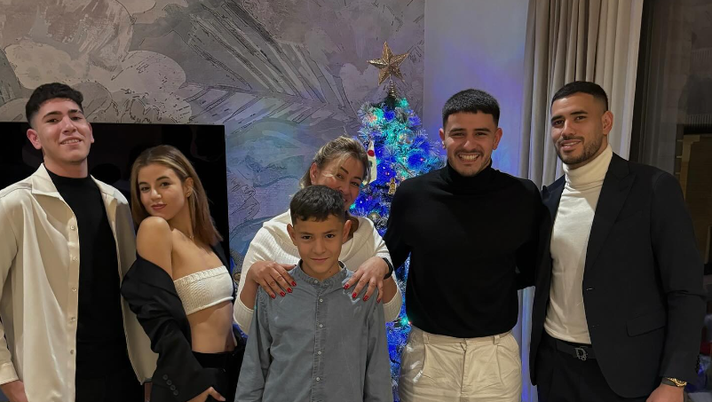 Torino, il Natale sui social: tutti in famiglia, Sanabria “prova” i nuovi abiti- immagine 3