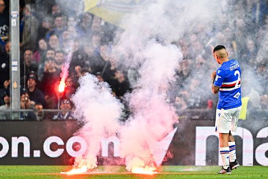 GENOA, ITALIA - APRILE 22: Proteste dei tifosi della Samp nel 2023. (Foto di Simone Arveda/Getty Images) La Sampdoria davanti al mare in tempesta: solo la vittoria può salvarla- immagine 5