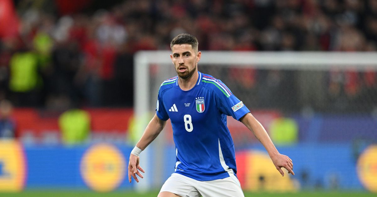 Jorginho: “L’Italia merita di stare in alto. Sarei felice di tornare in Azzurro” Jorginho: “L’Italia merita di stare in alto. Sarei felice di tornare in Azzurro”