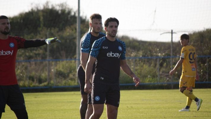 Le immagini dell'allenamento congiunto tra Napoli e Juve Stabia