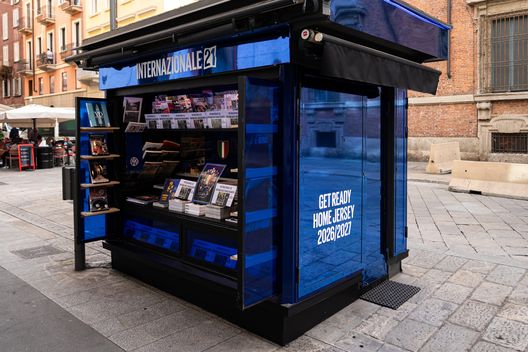 Scudetto Inter, l’edicola di via Brera 21 e la stazione Tricolore diventano nerazzurre- immagine 3
