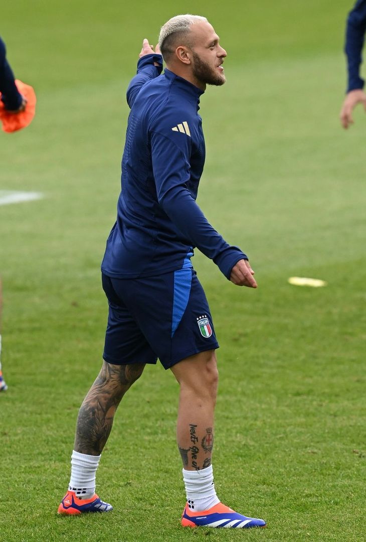 GALLERY Ultimo allenamento per l’Italia prima del debutto: c’è anche Buongiorno - immagine 4