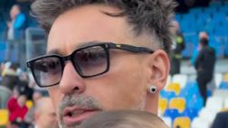 VIDEO Lavezzi “torna a casa”: passeggiata per il prato del Maradona col figlio Vittorio