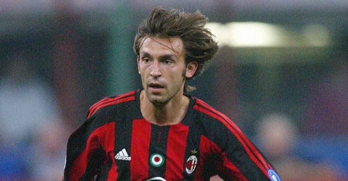 Milan, gli auguri social all’ex rossonero Pirlo: “Un mago con la palla”