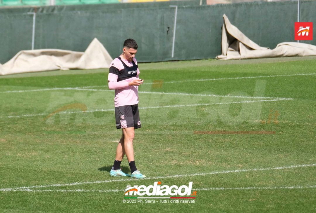 FOTO PALERMO, Davide Bettella si prepara al rientro in gruppo (GALLERY) - immagine 4