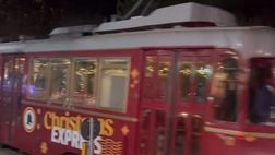 Roma, un tram natalizio per i grandi ex: da Balbo a Delvecchio, ecco chi c’era