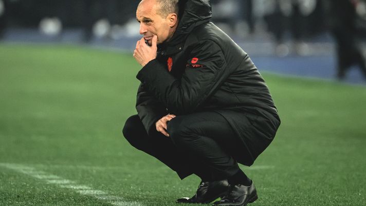 Massimiliano Allegri (allenatore AC Milan), qui durante una seduta di allenamento con i rossoneri a Milanello | Milan News (Getty Images) Milan, senti Galliani: 'Io trovo che Allegri difficilmente dica cose fuori posto'