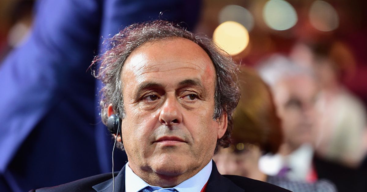 Platini e la bizzarra idea: “Togliere un uomo e giocare sempre in 10”