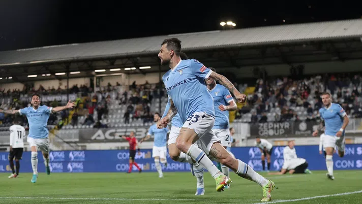 Arbitri, sospesi Pairetto e Nasca: errore sul gol decisivo di Acerbi in Spezia-Lazio - immagine 1