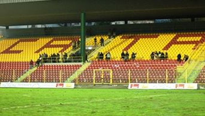 Derby Catanzaro-Cosenza, verso il tutto esaurito anche senza il grande esodo… - immagine 1