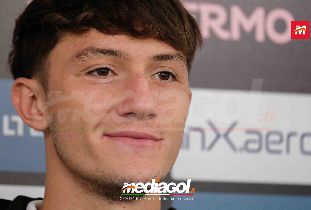 FOTO PALERMO, la presentazione di Patryk Peda in conferenza (Gallery) - immagine 5