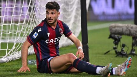 BOLOGNA, ITALY - APRIL 30: Riccardo Orsolini of Bologna FC during the Serie A match between Bologna FC and Juventus at Stadio Renato Dall'Ara on April 30, 2023 in Bologna, Italy. (Photo by Alessandro Sabattini/Getty Images)