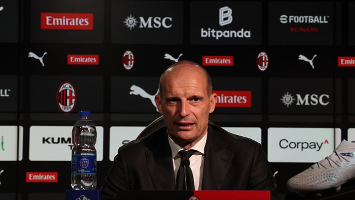 CAIRATE, ITALY - FEBRUARY 28: Head coach AC Milan Massimiliano Allegri speaks with the media during press conference at Milanello on February 28, 2026 in Cairate, Italy. (Photo by Claudio Villa/AC Milan via Getty Images) allegri-milan-sintonia-programmazione-futuro