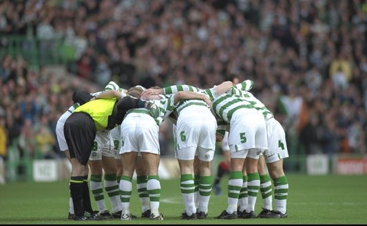 2 Jan 1998: Mandatory Credit: Stu Forster /Allsport Celtic-Rangers: le 5 battaglie più infuocate della storia dell’Old Firm- immagine 8