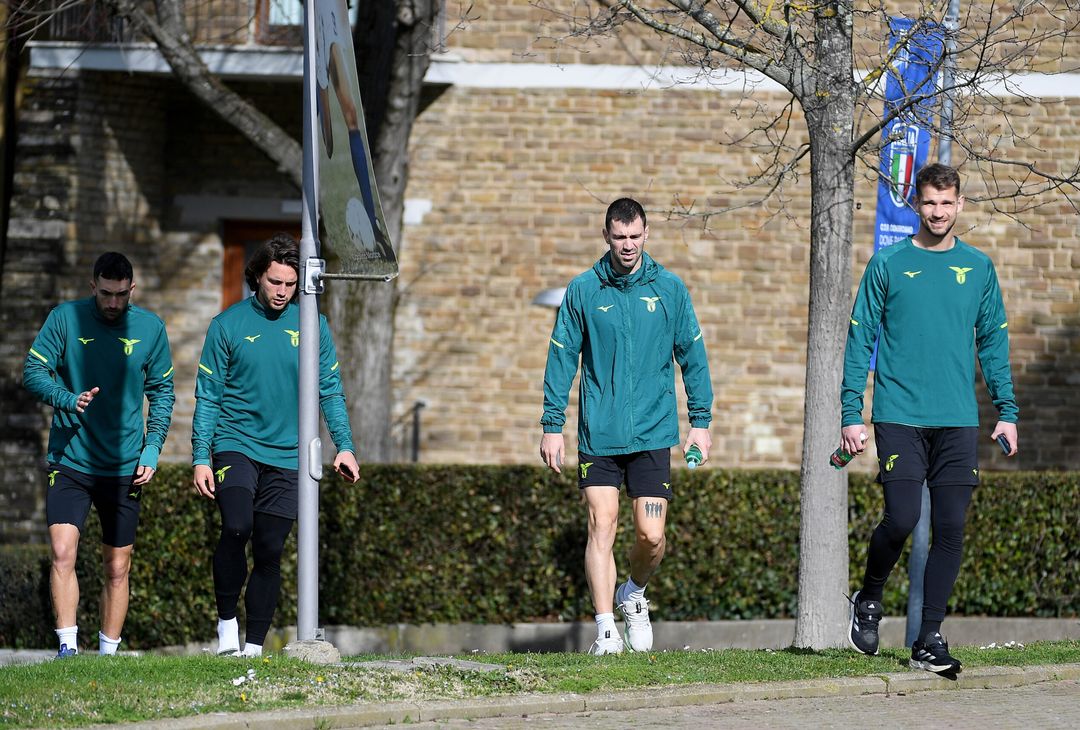 Lazio, prima del Bologna il ritiro a Coverciano: le foto dell’allenamento – GALLERY - immagine 35