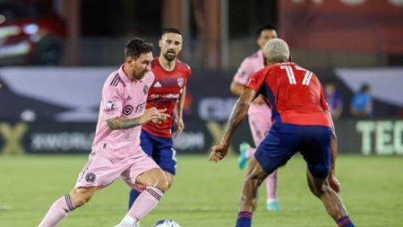 FRISCO, TEXAS - AUGUST 6: Lionel Messi controls the ball in the first half of the round of 16 Leagues Cup football match between Inter Miami CF and FC Dallas at Toyota Stadium on August 6, 2023 in Frisco, Texas. (Photo by Juan Finol/Getty Images)