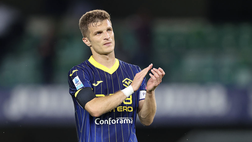 Pagelle, Lazovic capitano infinito. Tchatchoua va di corsa, Tengstedt assente