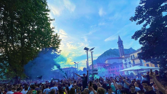 Lecco festeggiamenti per la promozione in Serie B