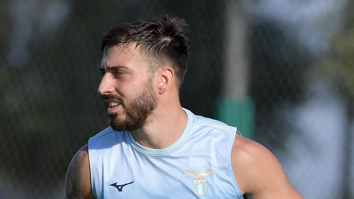 ROME, ITALY - AUGUST 05: Mario Gila of SS Lazio during the SS Lazio training session at the Formello sport centre on August 05, 2024 in Rome, Italy. (Photo by Marco Rosi - SS Lazio/Getty Images) Lazio, ieri Gila è tornato in gruppo: il piano di Baroni per il rientro dello spagnolo - immagine 1