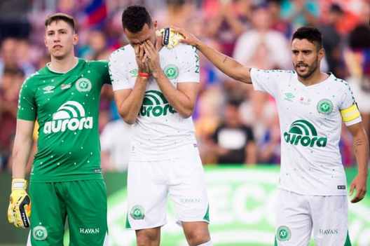 Chapecoense, a La Union criticato e rimosso il bizzarro omaggio al disastro aereo- immagine 2