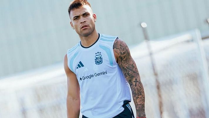 Argentina, inizia la marcia verso il Mondiale. Lautaro è carico: “Primo allenamento” - immagine 1