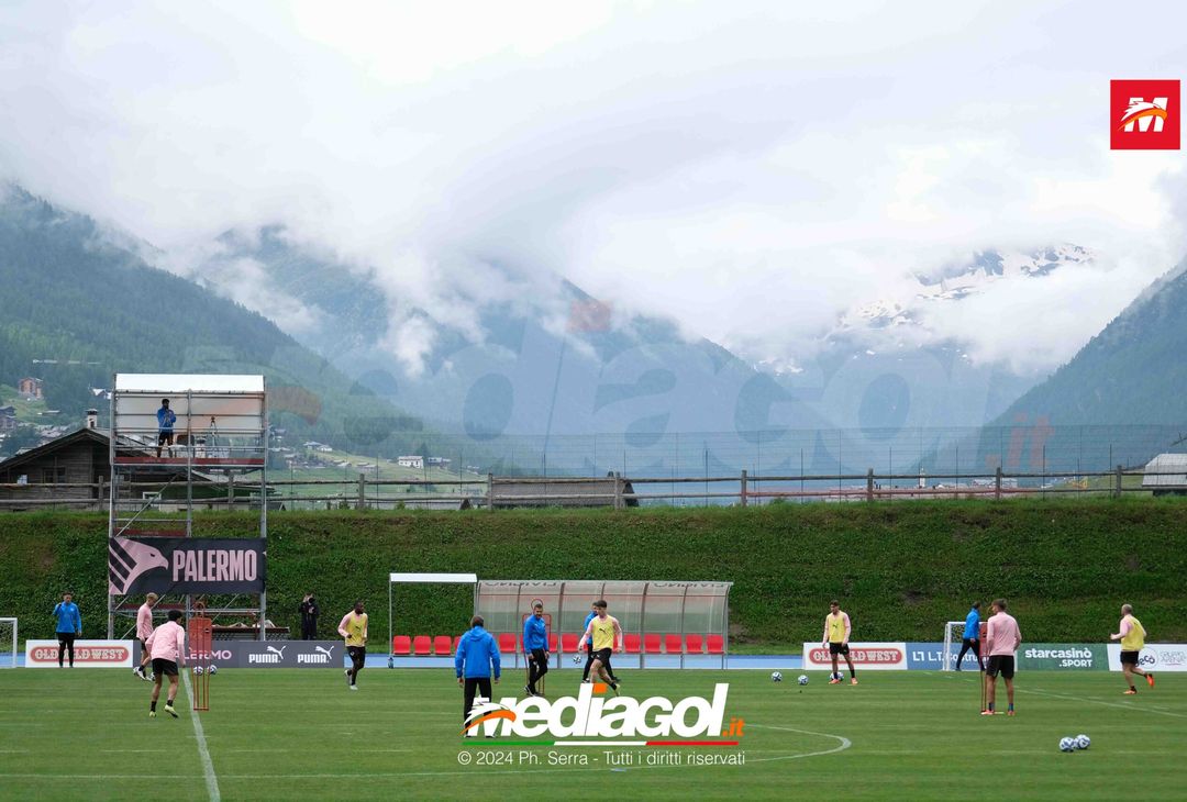 FOTO Ritiro Palermo, gli scatti della seduta mattutina dei rosanero (Gallery) - immagine 48