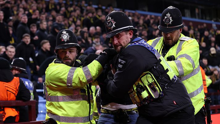 Inghilterra, noto calciatore 29enne arrestato per aggressione e rissa - immagine 1