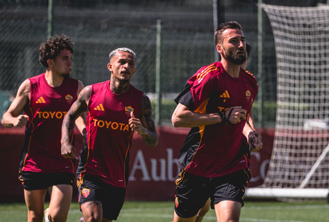 Trigoria, la ripresa degli allenamenti a -5 da Roma-Fiorentina – FOTO GALLERY - immagine 35
