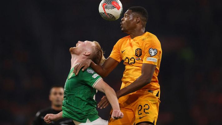 Olanda, Dumfries premiato con la coppa d’argento per la 50esima presenza - immagine 1