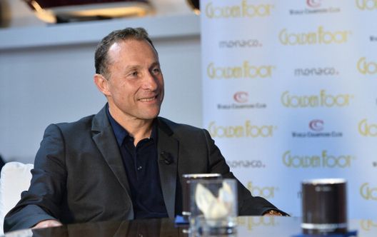 MONTE-CARLO, MONACO - OCTOBER 15: Jean-Pierre Papin poses for a portrait shoot prior to the 2013 Golden Foot Award on October 15, 2013 in Monte-Carlo, Monaco. (Photo by Tullio M. Puglia/Getty Images for Golden Foot) Il Milan e i vincitori del pallone d’oro in altre squadre: un po’ di storia- immagine 4