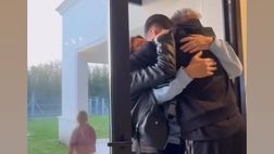 VIDEO / Roma, Soulé compra casa ai genitori in Argentina e glielo annuncia così