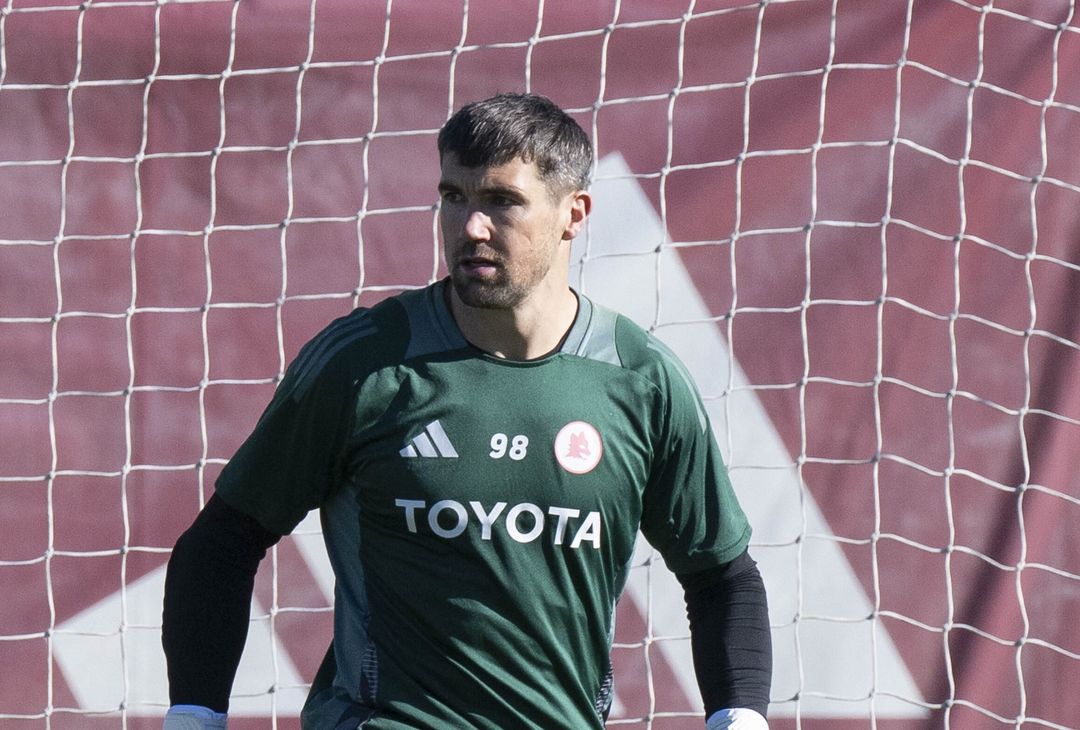 Trigoria, lavoro sul campo in vista dell’Atalanta. C’è Shomurodov – FOTO GALLERY - immagine 20