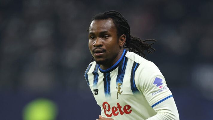 FRANKFURT AM MAIN, GERMANY - NOVEMBER 26: Ademola Lookman of Atalanta reacts during the UEFA Champions League 2025/26 League Phase MD5 match between Eintracht Frankfurt and Atalanta BC at Frankfurt Stadion on November 26, 2025 in Frankfurt am Main, Germany. (Photo by Alex Grimm/Getty Images) TMW: “Lookman, l’Atalanta prenderà in considerazione offerte a gennaio: gli scenari e il prezzo” - immagine 1