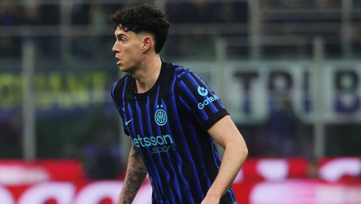 Alessandro Bastoni (difensore Inter) | Serie A News (foto Getty Images) Caso Bastoni-Kalulu, De Marco a Open VAR: 'Era una simulazione'