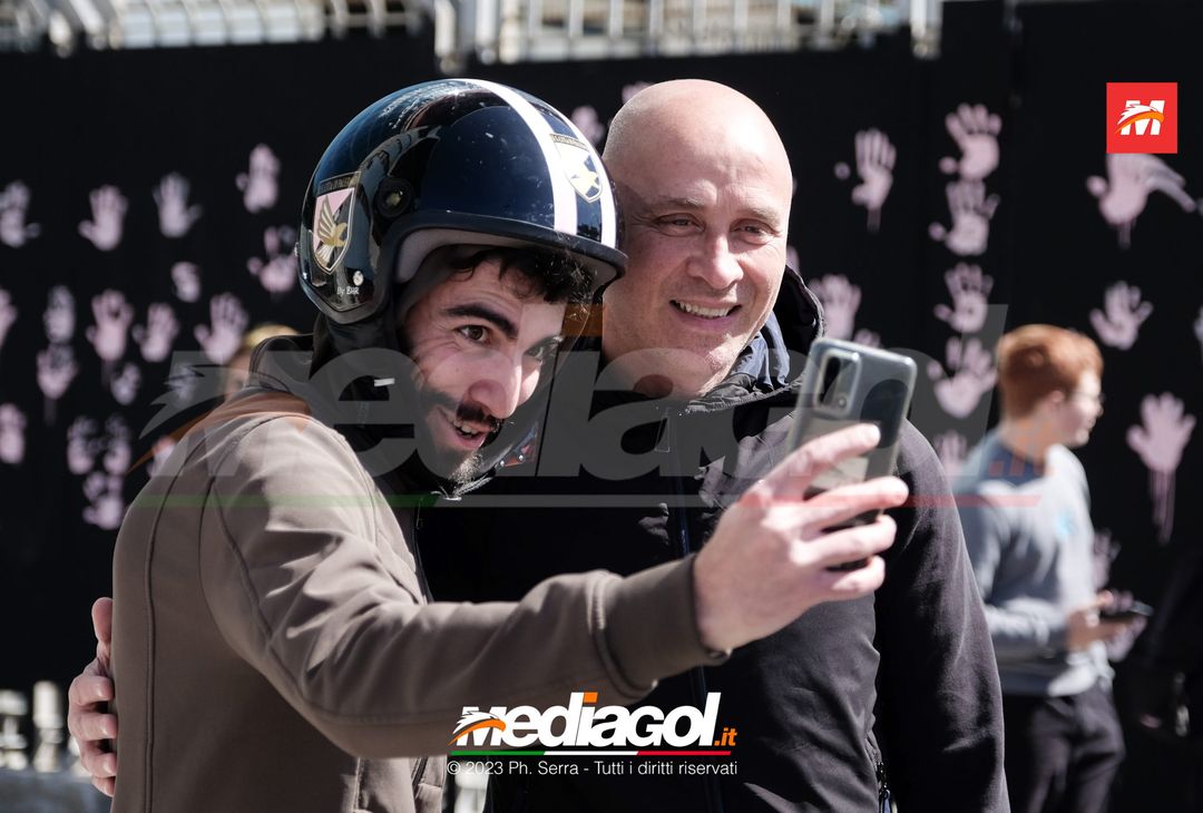 FOTO Cittadella-Palermo, la squadra in partenza dal “Renzo Barbera” (GALLERY) - immagine 39