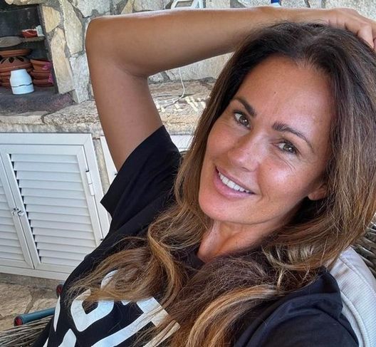 Tra gli ospiti di Verissimo torna Samantha de Grenet: dalla vita privata al flirt con Totti- immagine 2