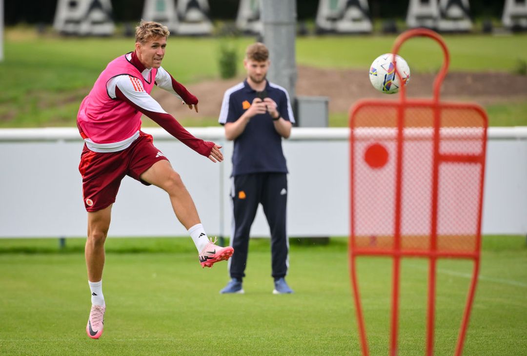 Ritiro Roma, ultimo allenamento in terra inglese: domani l’Everton – FOTO GALLERY - immagine 46