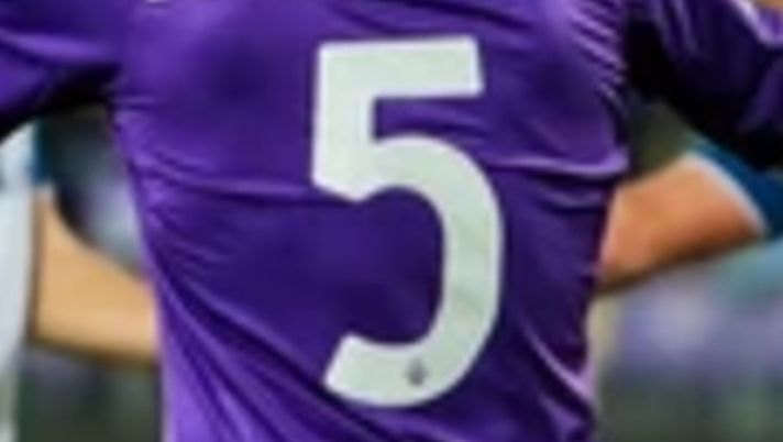 Da Amoruso a Pongracic, la storia del numero 5 “fisso” della Fiorentina Da Amoruso a Pongracic, la storia del numero 5 “fisso” della Fiorentina - immagine 1