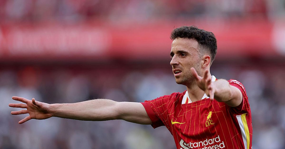 Calcio, il Liverpool: “Siamo sconvolti per la morte di Diogo Jota”