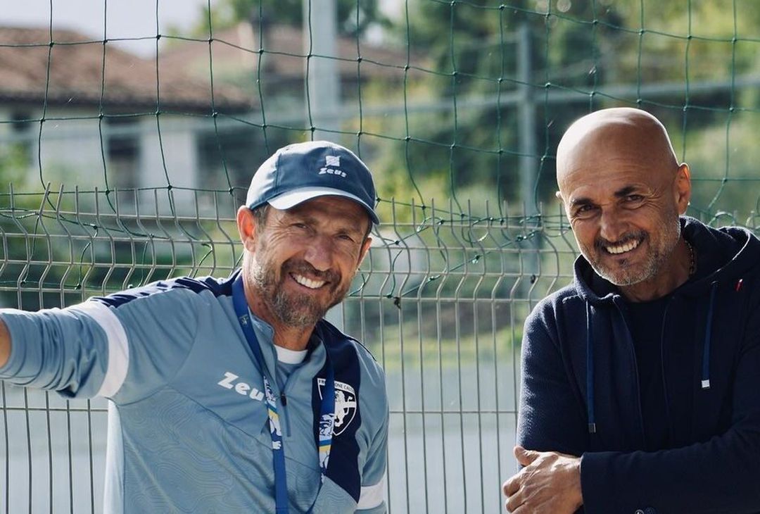 Il ct della Nazionale Luciano Spalletti ha assistito questo pomeriggio all’allenamento dei giallazzurri