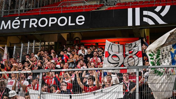 Tifosi Brest (Foto di Anthony Bibard/FEP/Icon Sport via Getty Images) - Photo by Icon sport Angers-Brest: dove vedere la Ligue 1 in Diretta Tv e in Streaming Gratis - immagine 1