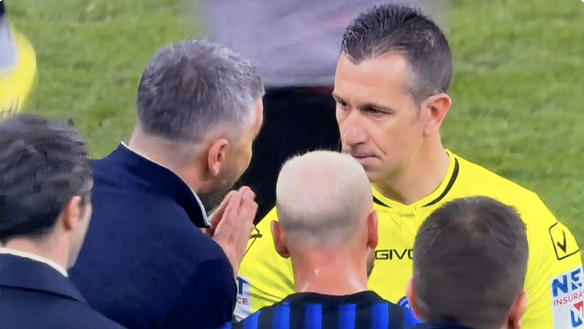 Polemica alla fine di Milan-Inter, accerchiato Doveri: Rocchi prenderà provvedimenti? - immagine 1