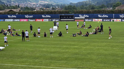 Dimaro day 7, esercitazione tattica per Conte: differenziato in campo per 3 azzurri