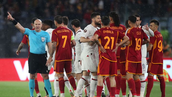 Getty Images Roma-Milan, la moviola: rosso diretto per Celik - immagine 1