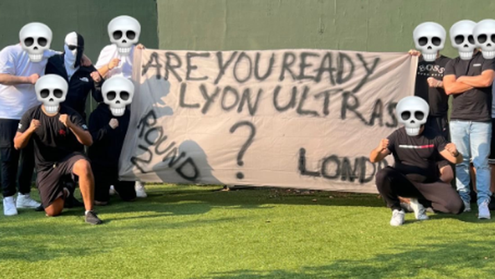 Europa League, Lione-Besiktas già a rischio dopo gli scontri di 7 anni fa: lo striscione degli ultras turchi - immagine 1