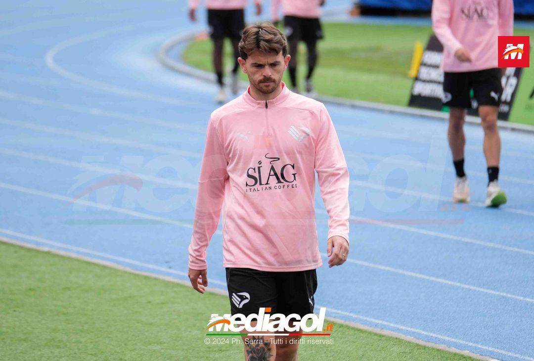 FOTO Ritiro Palermo, gli scatti della seduta mattutina dei rosanero (Gallery) - immagine 37