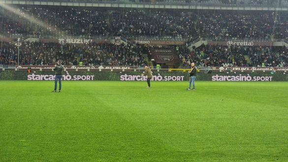 Torino-Bologna 0-0, nell’intervallo l’omaggio dei Sensounico agli Invincibili- immagine 2