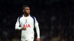 Clamoroso in Premier, Udogie minacciato con una pistola dal suo agente! Le ultime