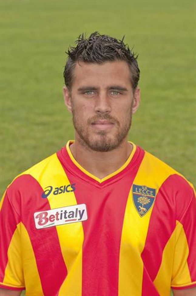 L’ex Lecce Bergougnoux: “Ho un tumore, ma sto bene fisicamente. Il sogno? Allenare il Lione”- immagine 2