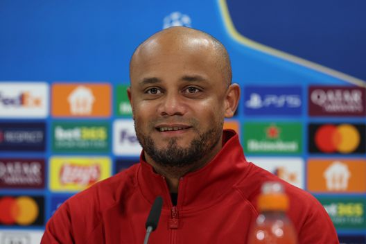 MONACO, GERMANIA - 28 GENNAIO: Vincent Kompany, allenatore dell'FC Bayern München, parla con i media durante la conferenza stampa della Fase MD8 della UEFA Champions League 2024/25 presso il campo di allenamento dell'FC Bayern München in Säbener Strasse il 28 gennaio 2025 a Monaco, Germania. (Foto di Alexander Hassenstein/Getty Images) Bayern Monaco vs Eintracht Francoforte: il colpo in casa dei baveresi a 1.30, ma occhio…- immagine 5